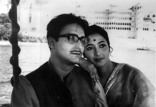 2 new Bengali films at Moscow fest along with 'Saat Pake Badha'