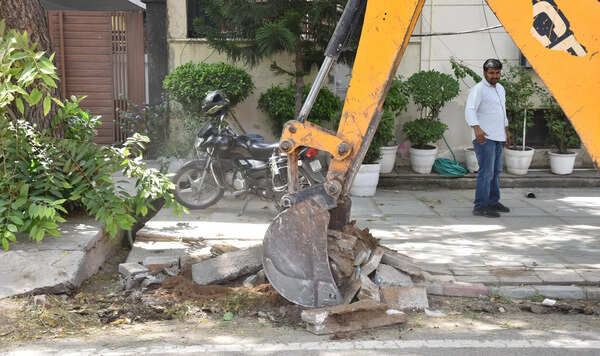 Gurgaon right-of-way cleanup: ‘Illegal extensions squeezed roads so much even 2 cars couldn’t pass’