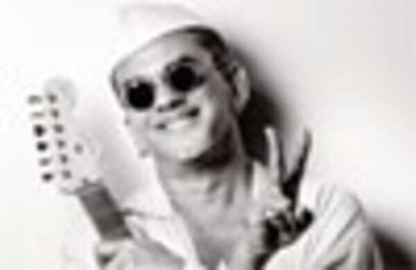 Remo Fernandes supports Anna Hazare