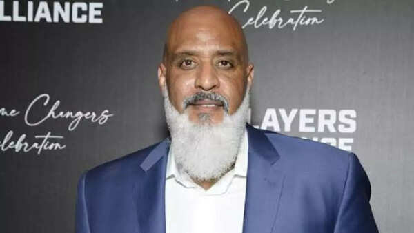 MLBPA executive director Tony Clark reportedly set to step down ahead of high-stakes MLB labor talks as CBA clock ticks