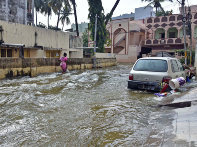 Hyderabad: Many colonies still underwater