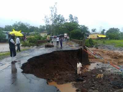 Road caves in Palghar's Mokhada, vehicular traffic to Nashik disconnected