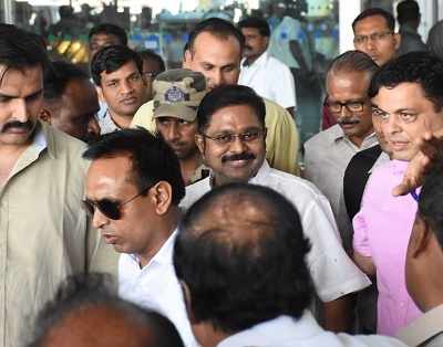 EC bribery case: Delhi police team travels to Chennai with TTV Dinakaran