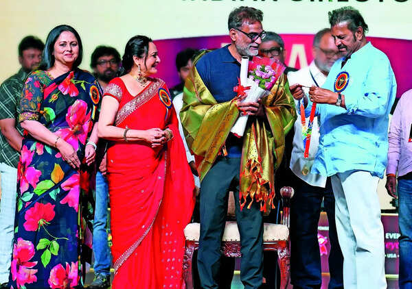 Tollywood marks Dasari Day with a salute to Balki