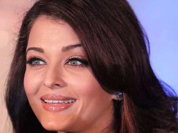 Aishwarya Rai was considered for Juhi Chawla’s role in ‘Darr’, but Yash Chopra said 'maybe it won’t work out'; Read the reason here