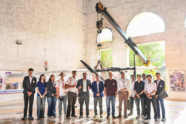 MIT-ADT students & alumnus build, fly unmanned aircraft