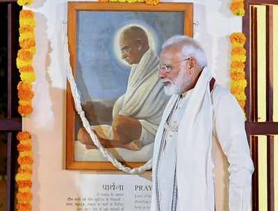 PM Modi pens ode to ‘guiding light’ Gandhi
