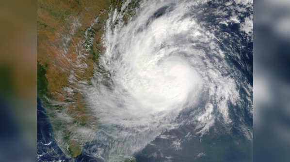 Cyclone Vardah brings heavy rains to Chennai