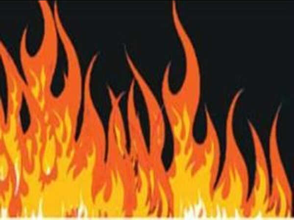 War of words among officials as fresh fire spreads to hills