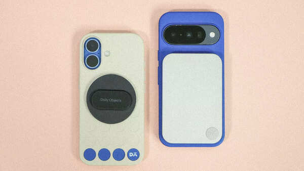 Tried DailyObjects' Stack case, and it adapts to how you use your phone