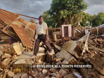 Photos: Sangli struggles for basic necessities as floods destroy houses, roads