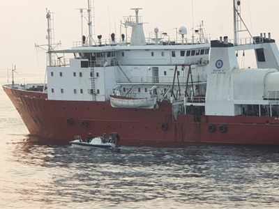 Fire on research ship off Karnataka coast; 30 crew members, 16 scientists rescued