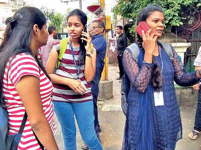 SP College’s hostel inmates were either confined to rooms or stranded outside