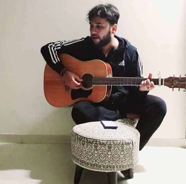 #Lifeinthelockdown: Bollywood Sound designer Manav Shrotriya creates song covers and mash-ups on his acoustic guitar during lockdown; works from home for an upcoming documentary-drama film