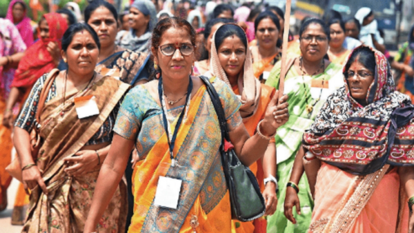 Technical glitches, e-KYC hurdles: Ladki Bahins race against time to keep payouts coming
