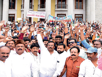 Bengaluru: Salon owners taking a haircut