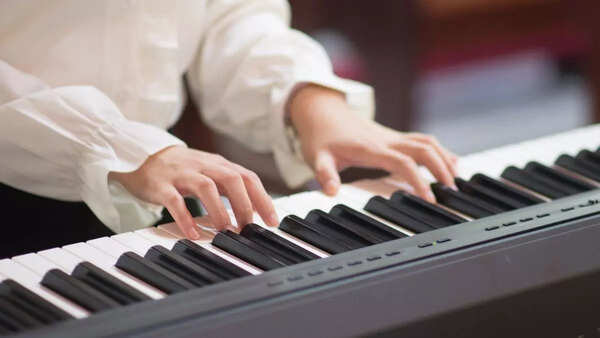 Best Musical Keyboards Under 10000: Affordable Options For Learning & Performance