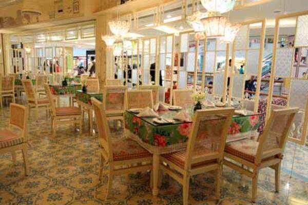 Restaurant Review: Smoke House Deli, Saket