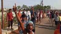 UP labourers block roads in Gujarat’s Kutch, demand to be sent home 