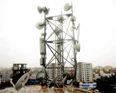Juhu society residents say cell phone towers are making them sick