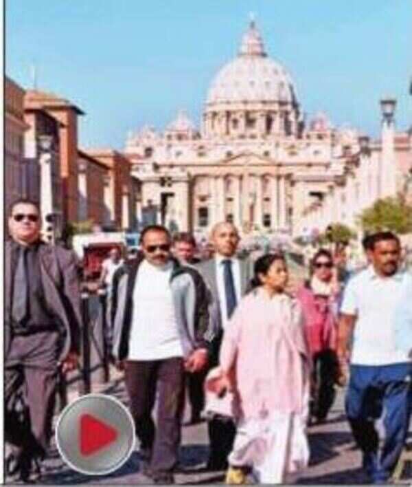 Mother Teresa declared saint: Mamata adds Bengal touch to festivities in the Vatican