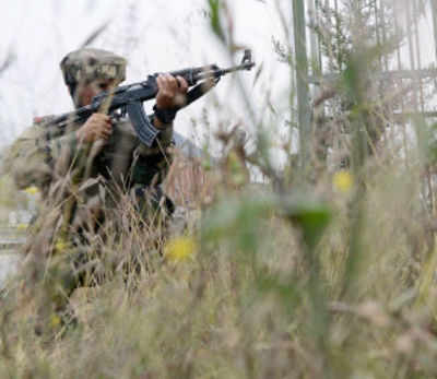 Pak violates ceasefire along LoC in Poonch