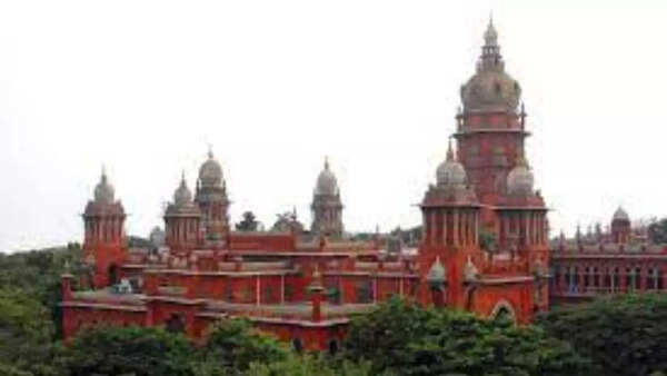 Resident moves HC for TN-only admissions at Sainik school