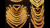 Gold ornaments stolen from house at Kadamba plateau