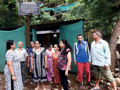 Ten bungalows in Malad labelled slum units, face razing
