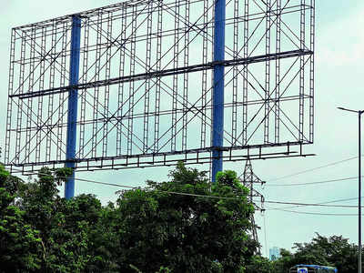 Yele Malappa Shetty Lake hoarding row escalates