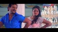 Watch: Bhojpuri song 'Telwa Mal De' from 'Hum Hai Hindustani' Ft. Khesari Lal Yadav and Kajal Raghwani 