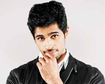 Sidharth takes the plunge