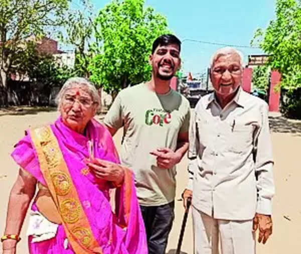 Everything can wait when whole family votes together