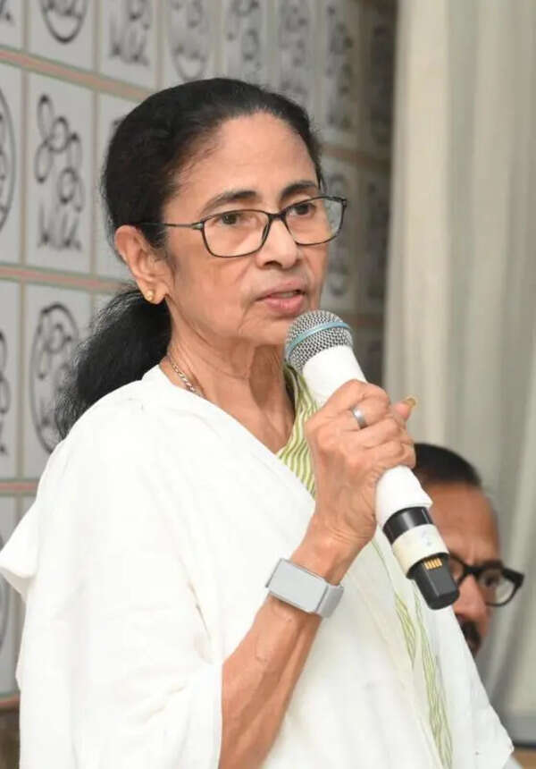 ‘Won’t stop those who want to go’: Mamata vows to rebuild Trinamool