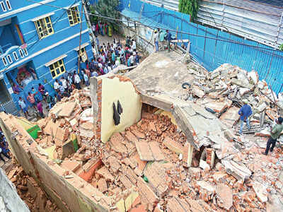 Building reduced to rubble in 5 minutes