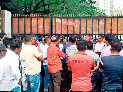 Chembur residents block Adani office over outage