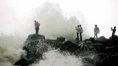 Disaster management plans for Maha districts