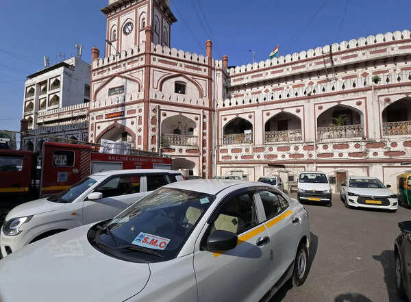 Surat civic body launches fuel saving drive