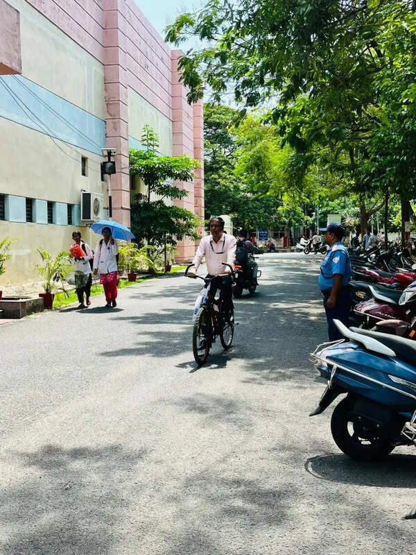 MKCG registrar pedals to work