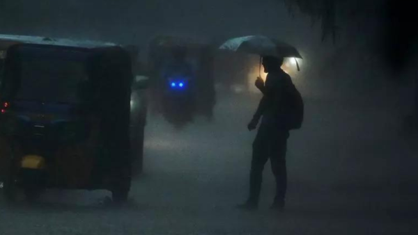 Rain throws life out of gear in Chennai’s western suburbs
