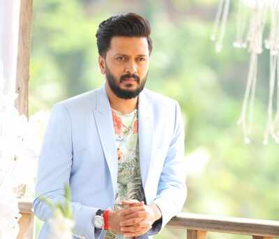 Riteish Deshmukh debuts in the music world with Arko Mukherjee’s single AAINDA