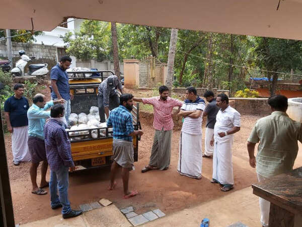 Kerala: Panchayat member's committed work help many survive lockdown