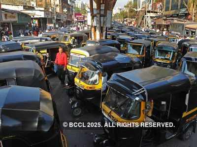 Maharashtra: Auto rickshaw drivers call off strike