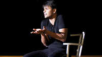 A one-man bold show staged in Lucknow! 