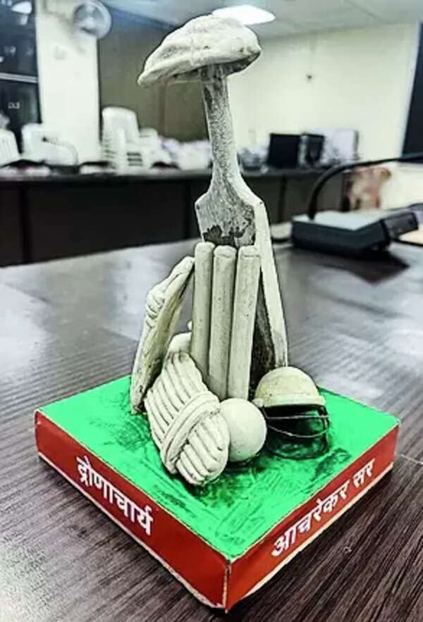 Maharashtra govt sanctions 6-feet memorial for cricket coach Ramakanth Achrekar at Mumbai's Shivaji Park