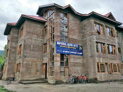As master blaster Sachin Tendulkar’s MP innings ends, Kashmir school in Bandipora gets funds