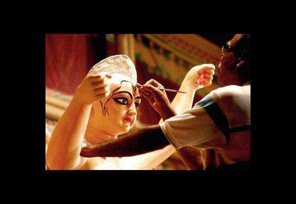This Puja, PoP idols not a hit
