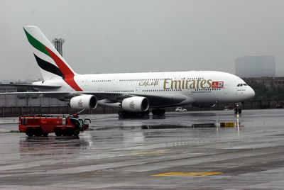 Emirates flight makes emergency landing in Mum