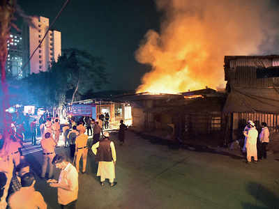 Fire in Malad; no casualties