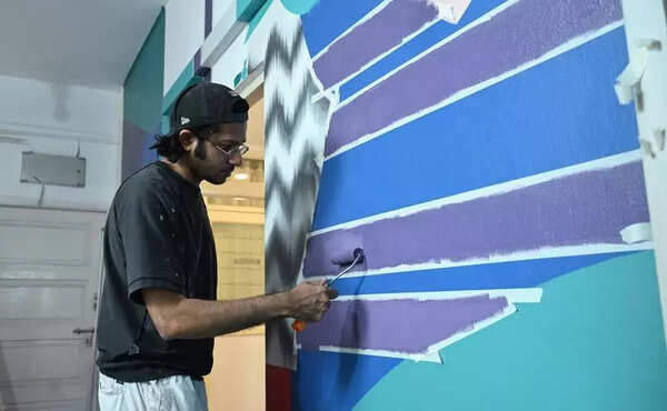 Khatra unwalled: Hyderabad turns canvas for artist’s 3D tales